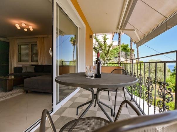 Apartments Villa Slavica Ičići Dış mekan fotoğraf