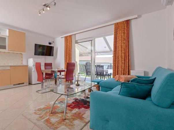 Apartments Villa Slavica Ičići Dış mekan fotoğraf